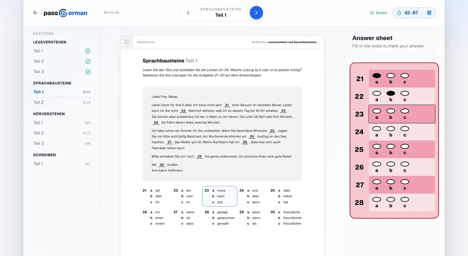 PassGerman mock exam: Sprachbausteine task with the answer sheet and the exam timer